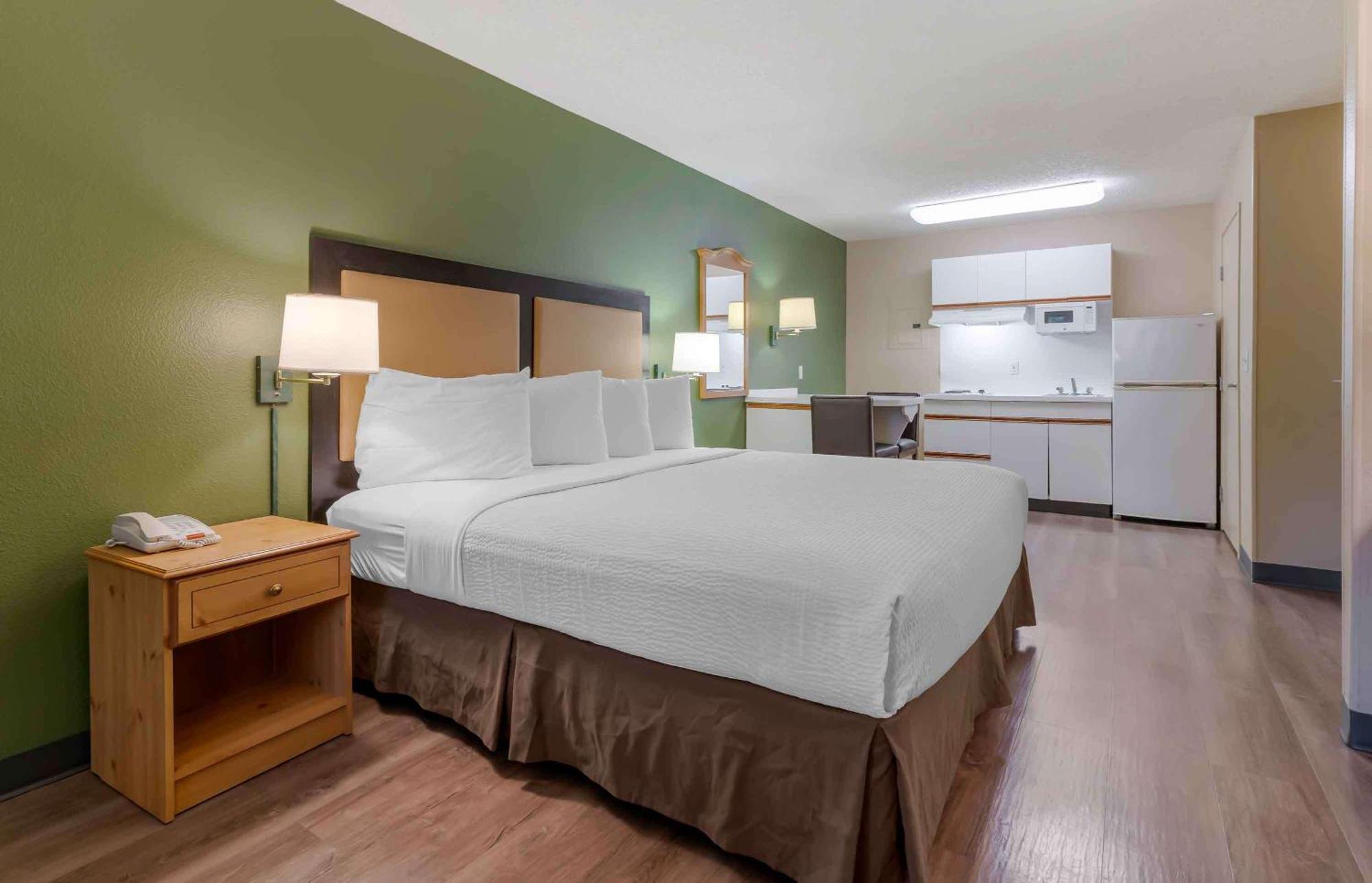 Extended Stay America Select Suites - Jacksonville - Southside - St Johns Towne Ctr Buitenkant foto